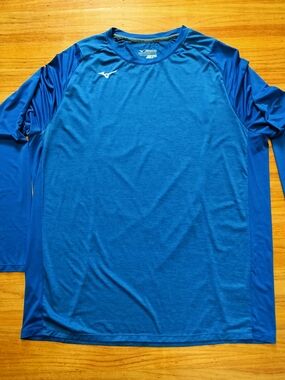 Mizuno Performance Men's Blue Long Sleeve Athletic Shirt. Size XXL